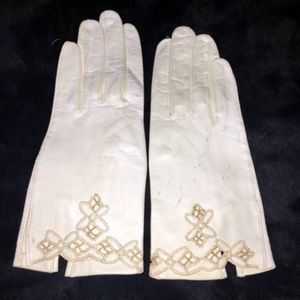 Women's Fashion Gloves - vintage